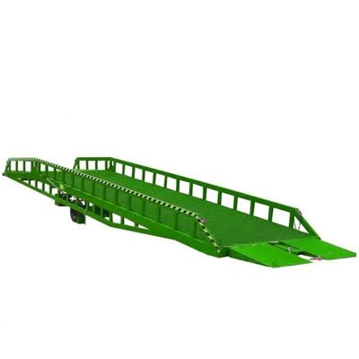 Long Life Hydraulic Portable Loading Dock Ramps For 8 Tons Laoding Capacity