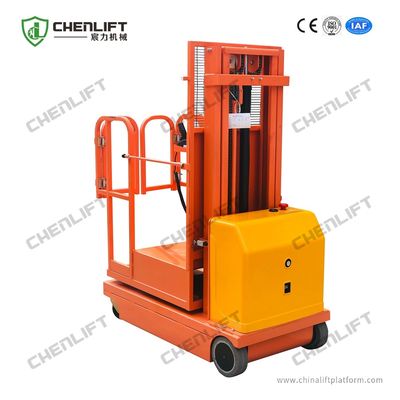 2.7m - 4.5m Hydraulic Warehouse Electric Order Picker Self Propelled In Green
