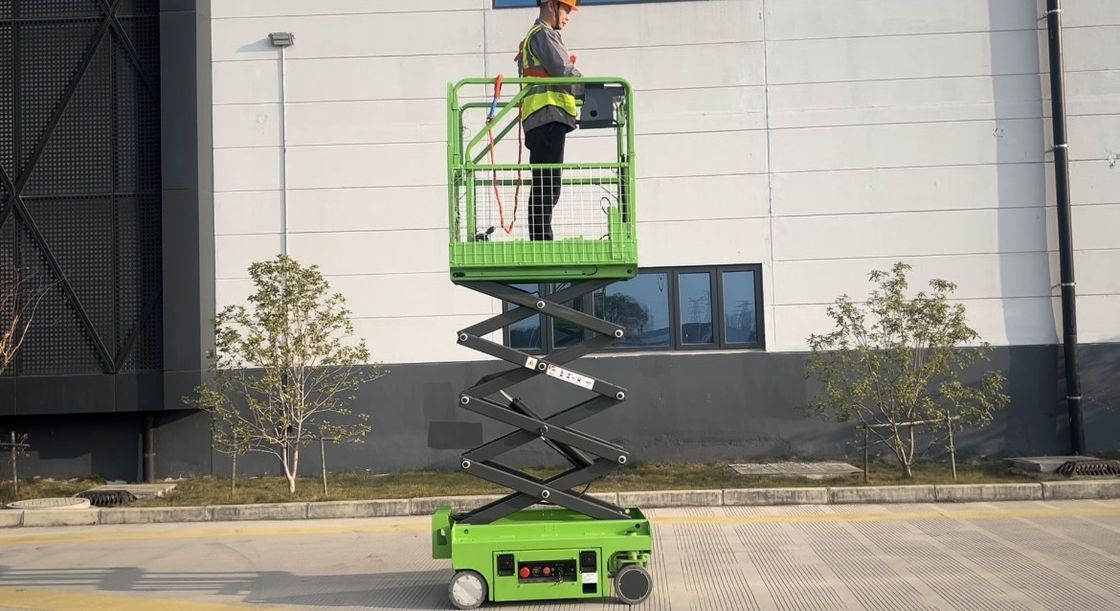 3M PLATFORM HEIGHT 240KG SELF PROPELLED MOBILE ELEVATED AERIAL WORK PLATFORM