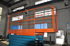Extension and Platform Height 9000mm Hydraulic Mobile Scissor Lift For Lifting 1000Kg